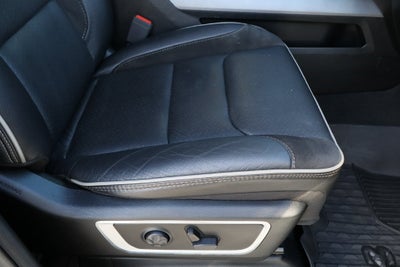 2020 RAM 1500 Laramie Crew Cab 4x4 5'7" Box