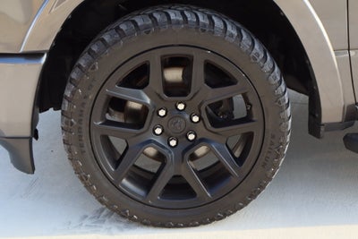 2020 RAM 1500 Laramie Crew Cab 4x4 5'7" Box