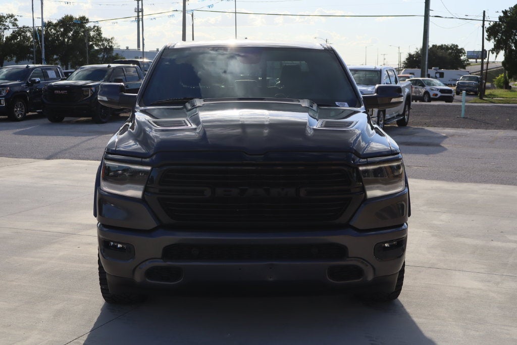 2020 RAM 1500 Laramie Crew Cab 4x4 5'7" Box