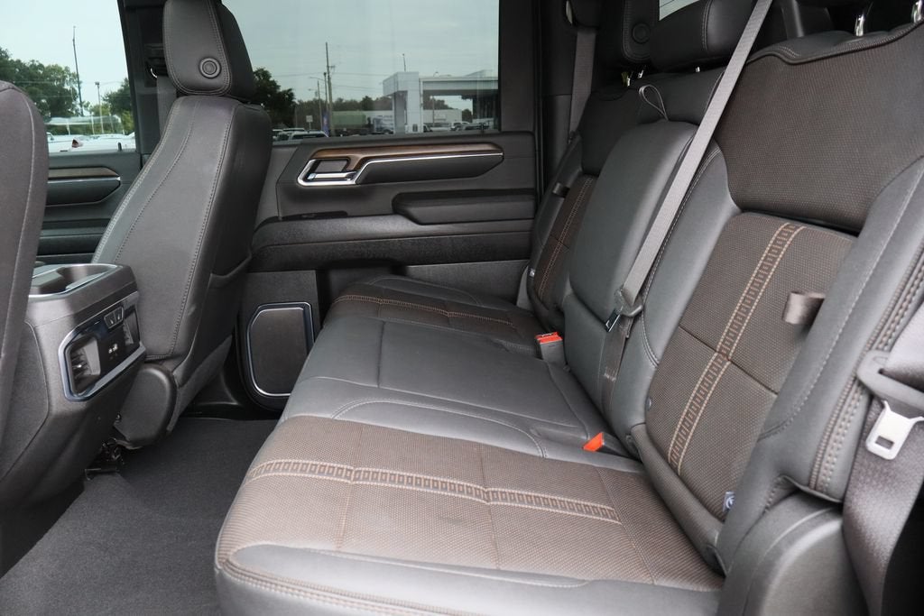 2024 Chevrolet Silverado 3500 HD High Country DRW