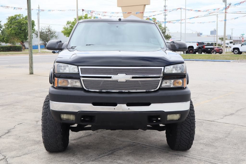 2005 Chevrolet Silverado 2500 HD LS