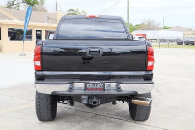 2005 Chevrolet Silverado 2500 HD LS