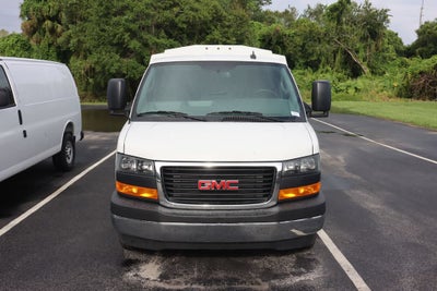 2025 GMC Savana Cutaway 3500 1WT