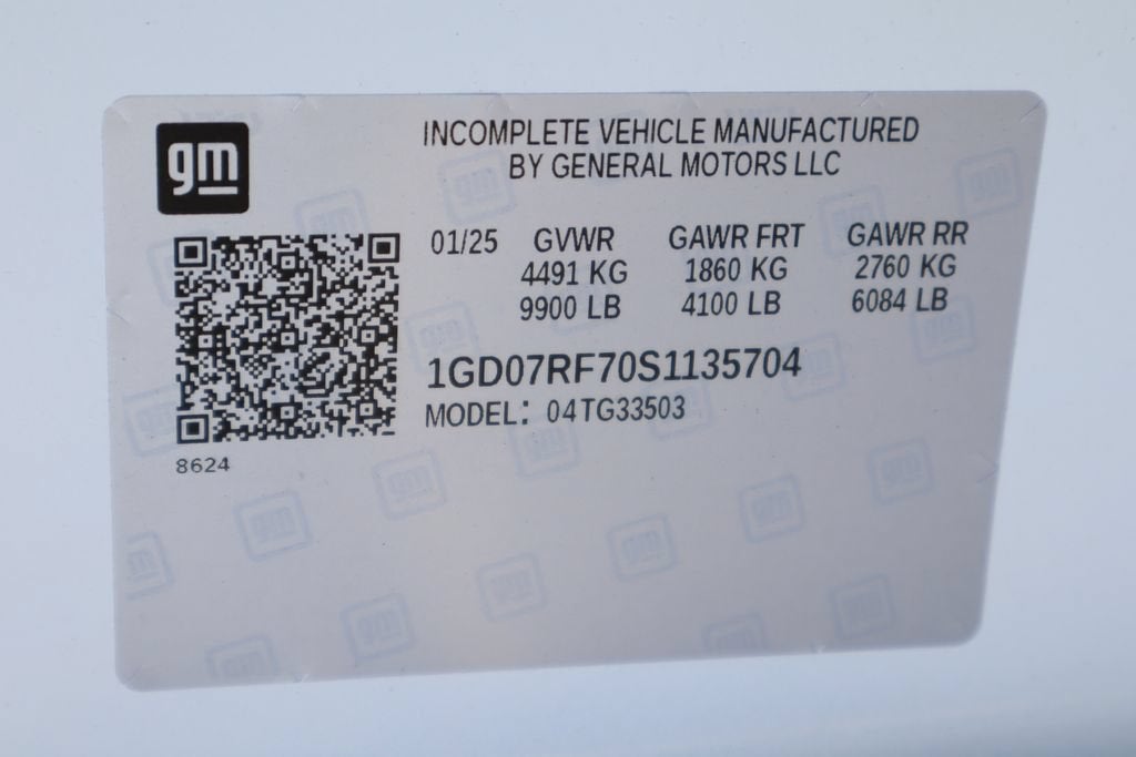 2025 GMC Savana Cutaway 3500 1WT