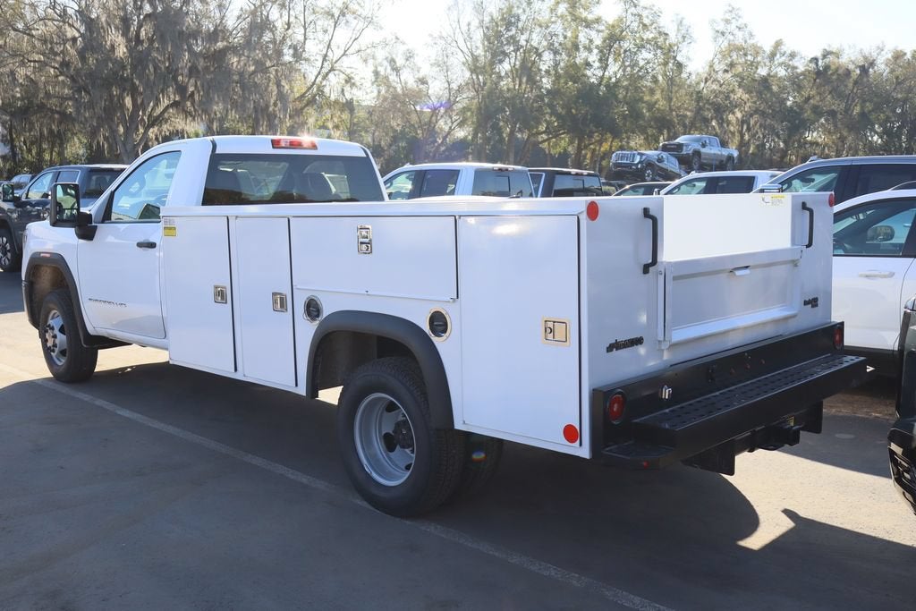 2026 GMC Sierra 3500 HD Chassis Cab Pro