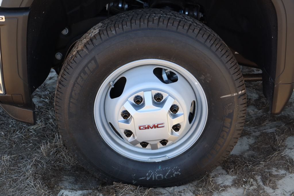 2026 GMC Sierra 3500 HD Chassis Cab Pro