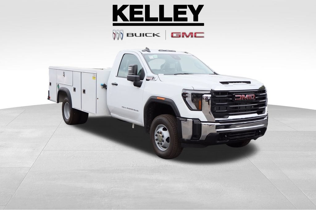 2025 GMC Sierra 3500 HD Chassis Cab Pro