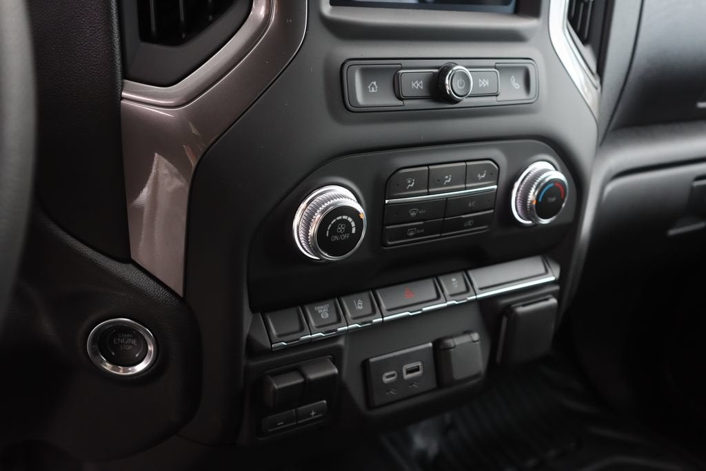 2025 GMC Sierra 3500 HD Chassis Cab Pro