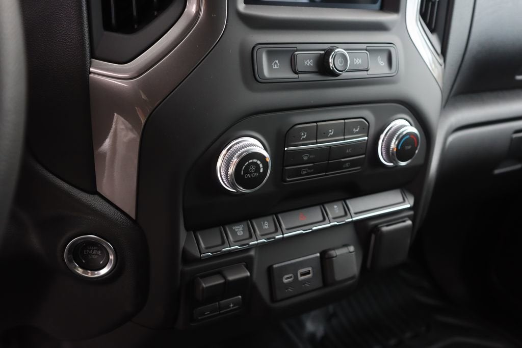 2025 GMC Sierra 3500 HD Chassis Cab Pro