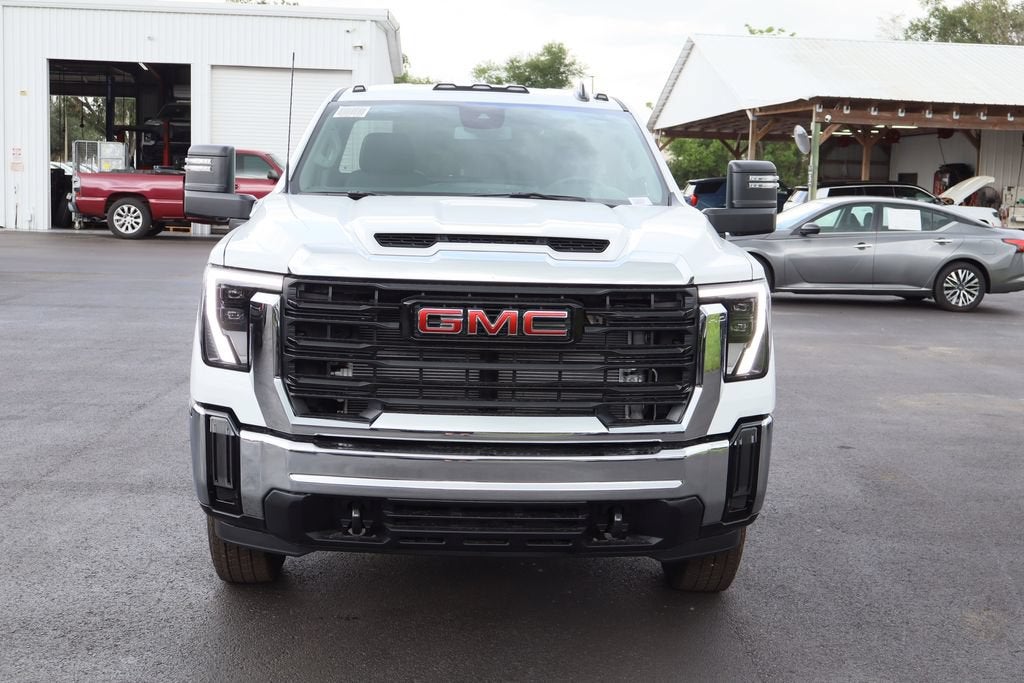 2026 GMC Sierra 3500 HD Chassis Cab Pro