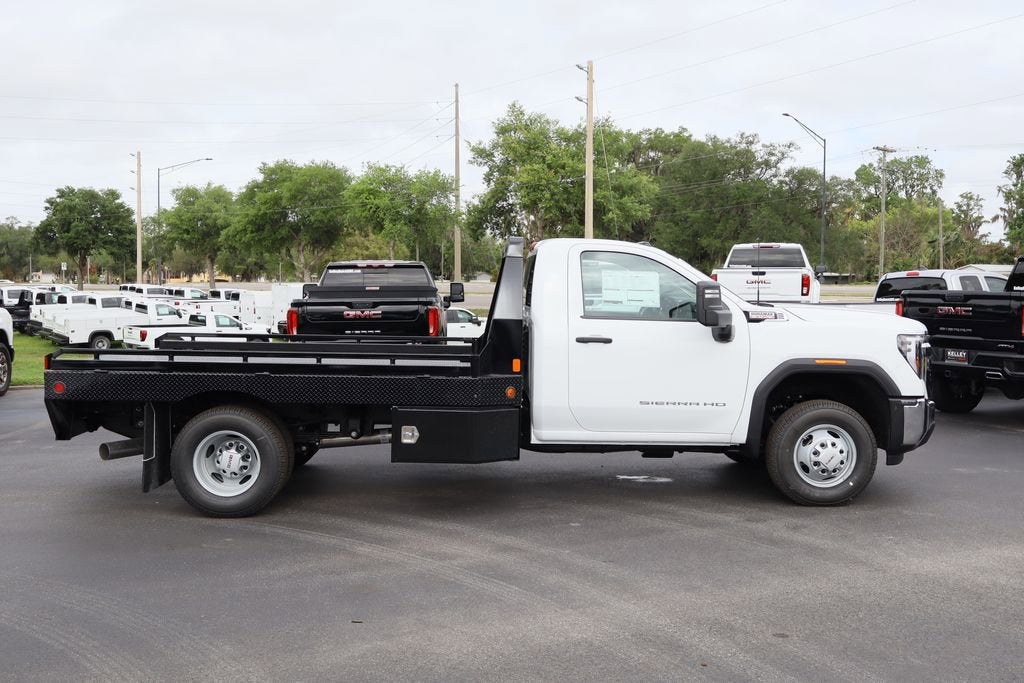 2026 GMC Sierra 3500 HD Chassis Cab Pro