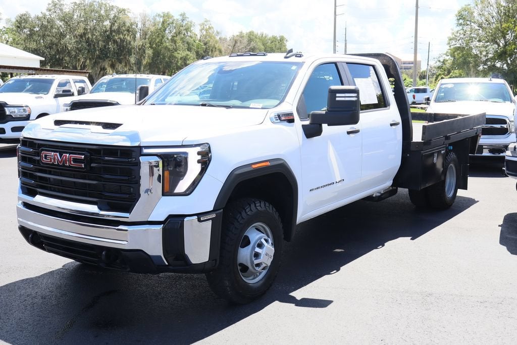 2024 GMC Sierra 3500 HD Chassis Cab Pro