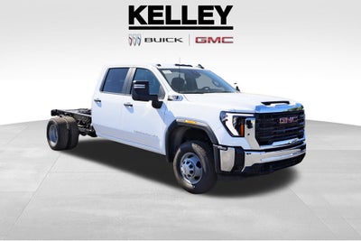 2026 GMC Sierra 3500 HD Chassis Cab Pro