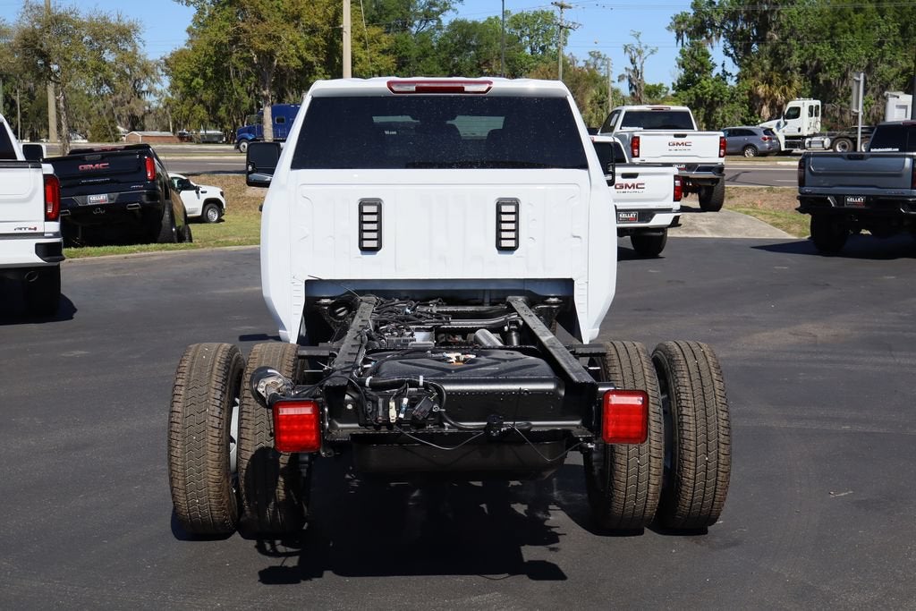 2026 GMC Sierra 3500 HD Chassis Cab Pro