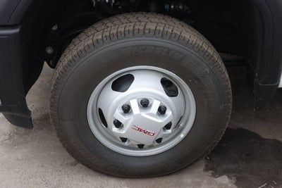 2025 GMC Sierra 3500 HD Chassis Cab Pro