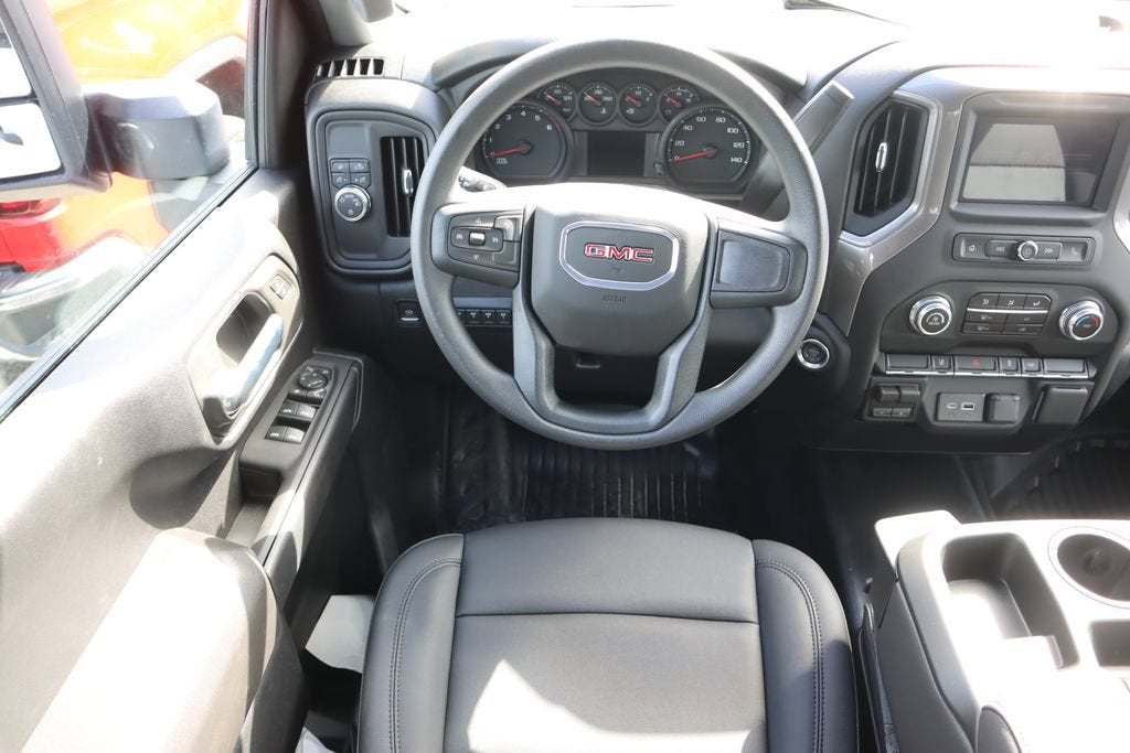 2025 GMC Sierra 3500 HD Chassis Cab Pro