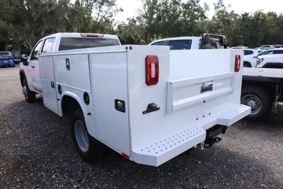 2025 GMC Sierra 3500 HD Chassis Cab Pro