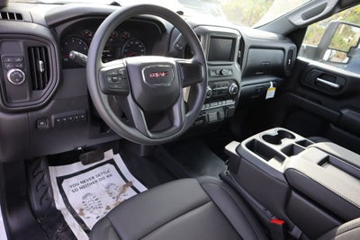 2025 GMC Sierra 3500 HD Chassis Cab Pro