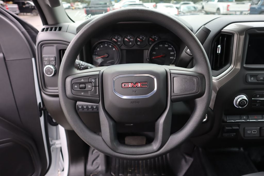 2025 GMC Sierra 3500 HD Chassis Cab Pro