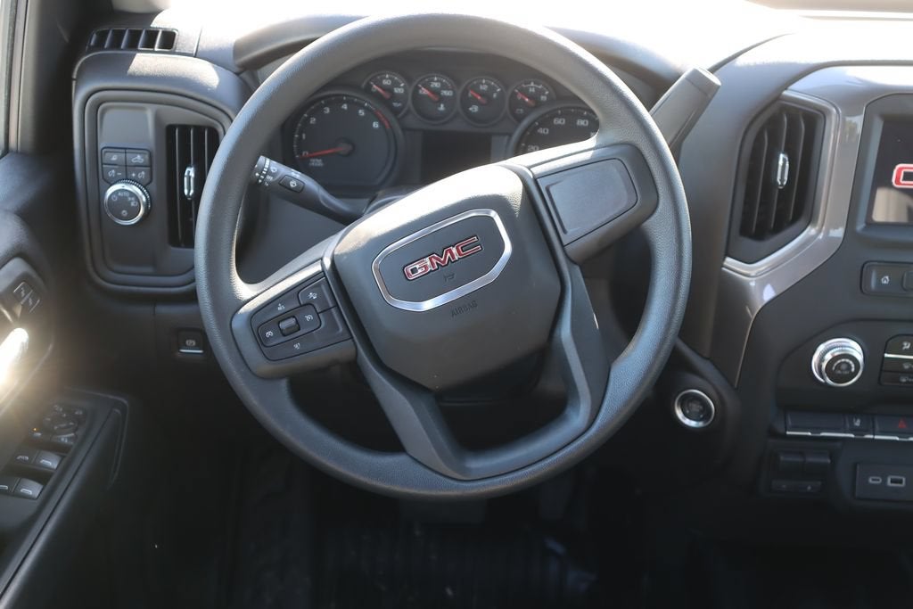 2025 GMC Sierra 3500 HD Chassis Cab Pro