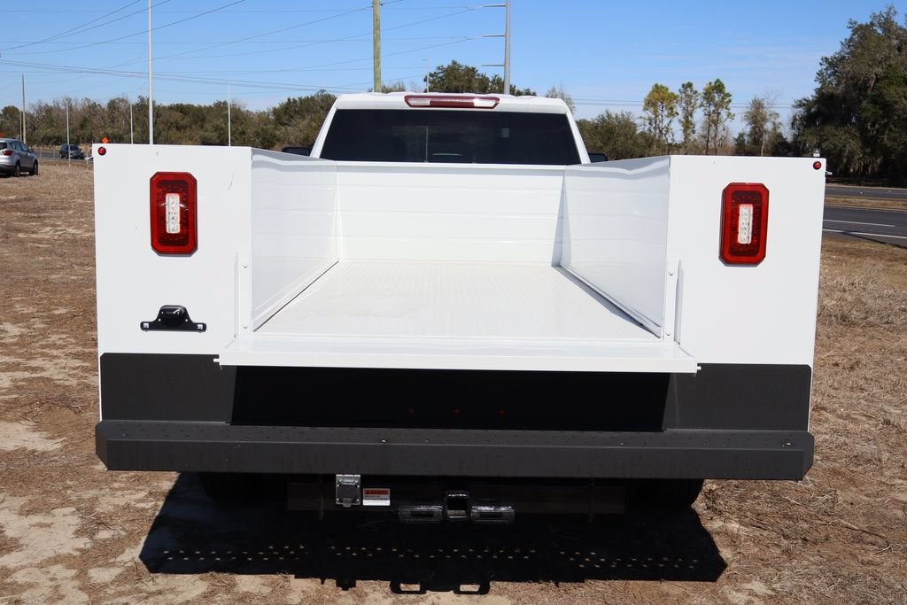 2025 GMC Sierra 3500 HD Chassis Cab Pro