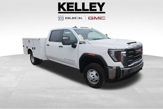 2025 GMC Sierra 3500 HD Chassis Cab Pro