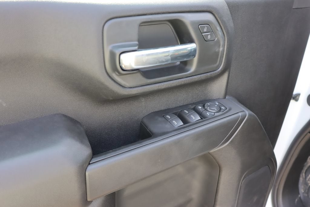 2025 GMC Sierra 3500 HD Chassis Cab Pro