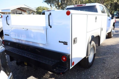 2025 GMC Sierra 3500 HD Chassis Cab Pro