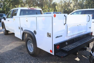 2025 GMC Sierra 3500 HD Chassis Cab Pro