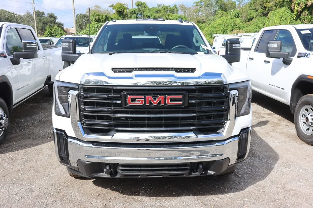 2025 GMC Sierra 3500 HD Chassis Cab Pro