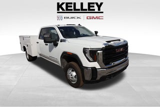 2025 GMC Sierra 3500 HD Chassis Cab Pro