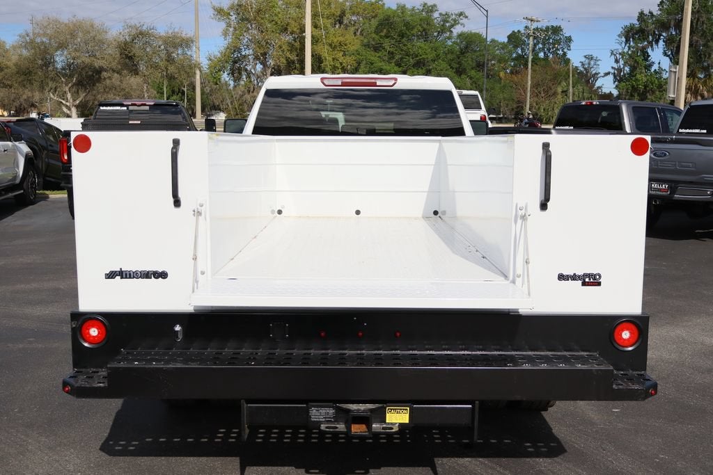 2026 GMC Sierra 3500 HD Chassis Cab Pro
