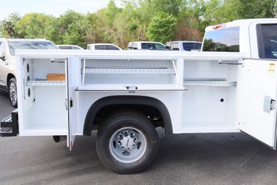 2026 GMC Sierra 3500 HD Chassis Cab Pro