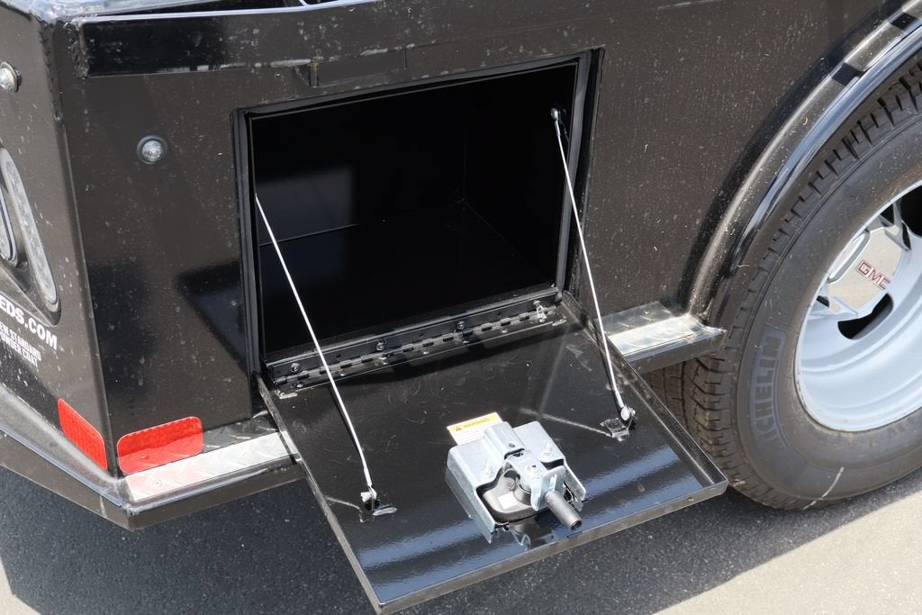 2026 GMC Sierra 3500 HD Chassis Cab SLE