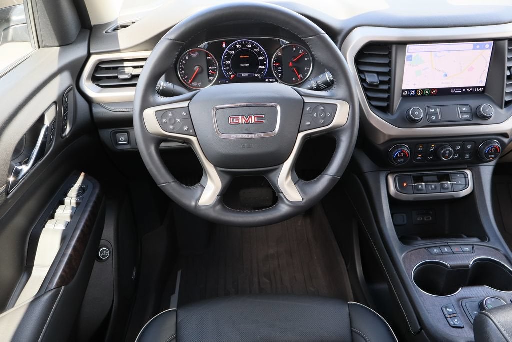 2022 GMC Acadia Denali