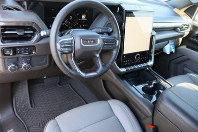 2025 GMC Yukon Elevation