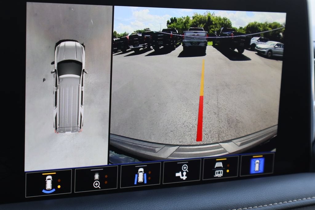 2023 GMC Yukon XL SLT