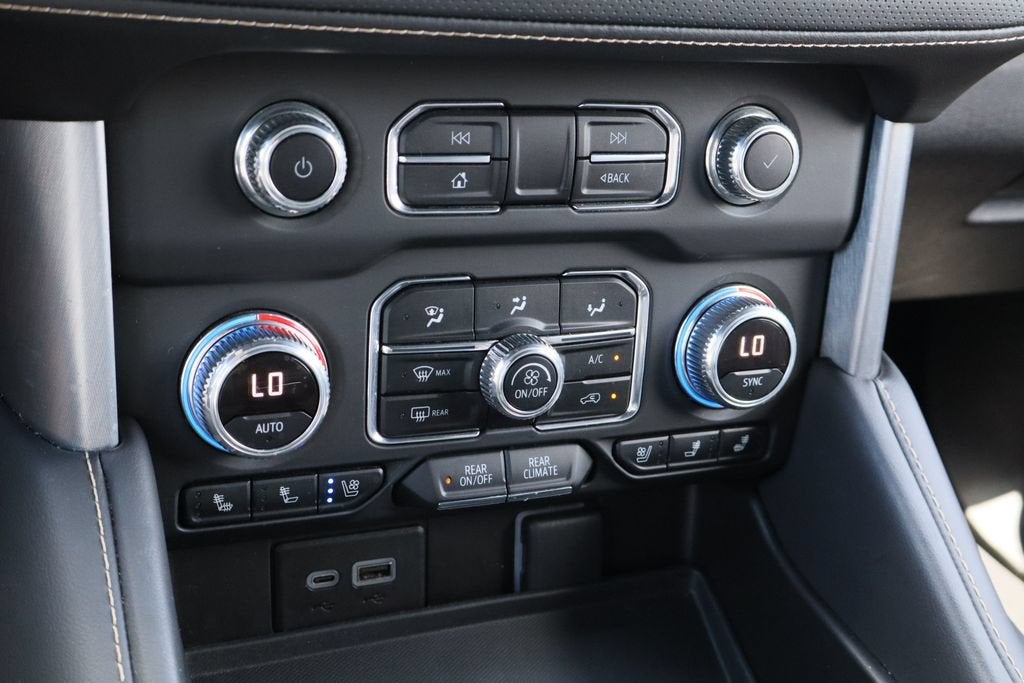 2023 GMC Yukon XL SLT