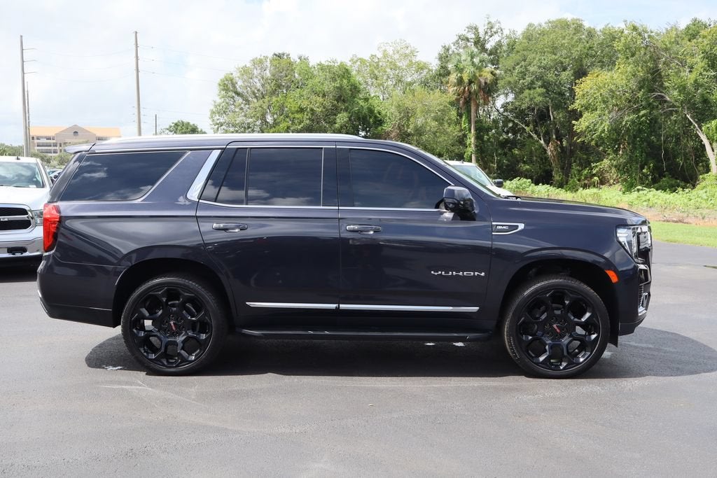 2023 GMC Yukon SLT