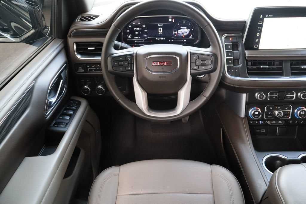 2023 GMC Yukon SLT