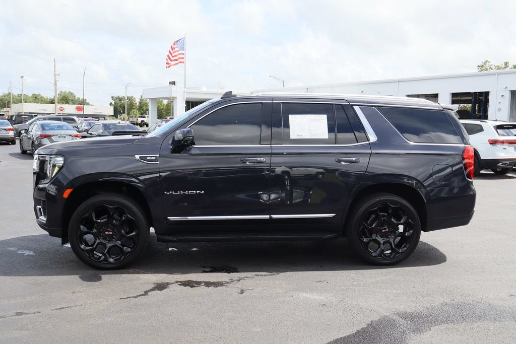 2023 GMC Yukon SLT