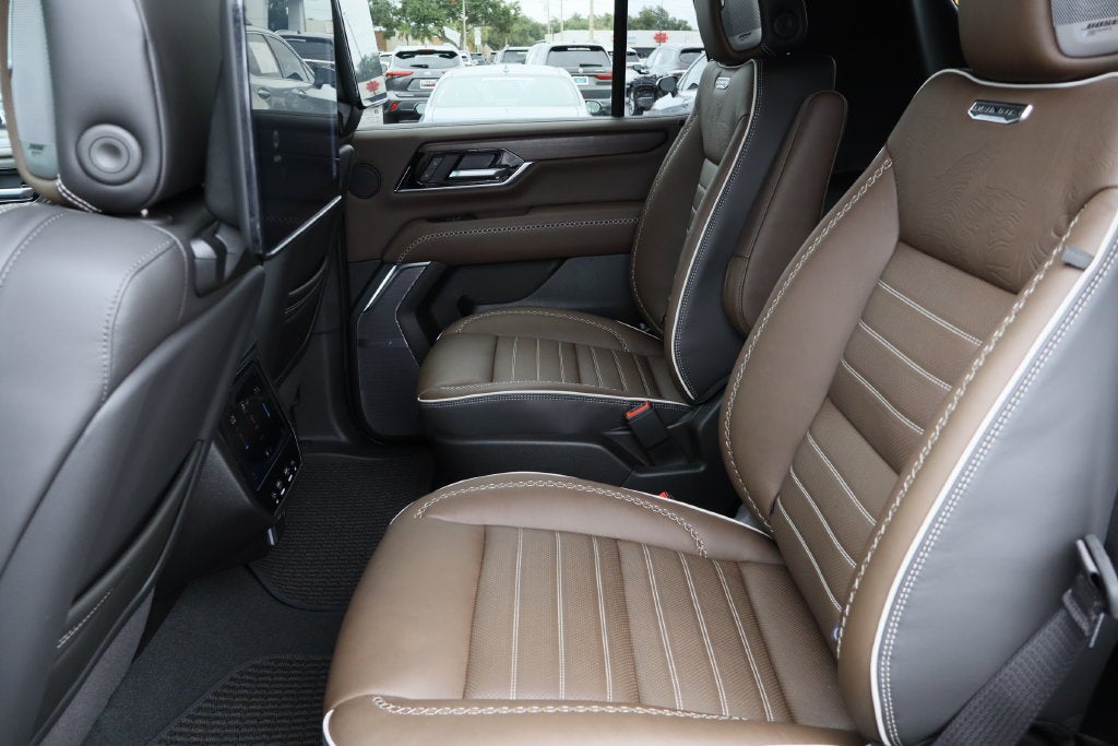 2027 GMC Yukon Denali Ultimate