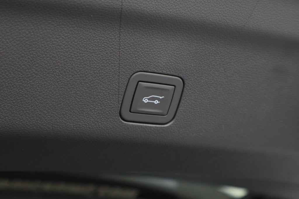 2027 GMC Yukon Denali Ultimate