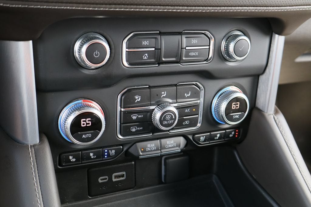 2023 GMC Yukon XL SLT