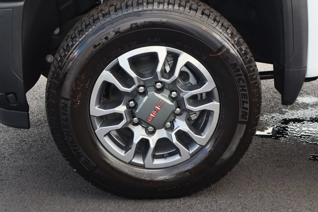 2026 GMC Sierra 3500 HD SLE