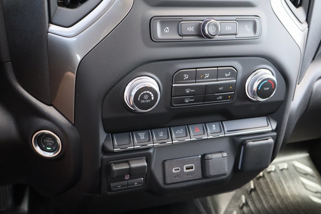 2026 GMC Sierra 3500 HD Pro DRW