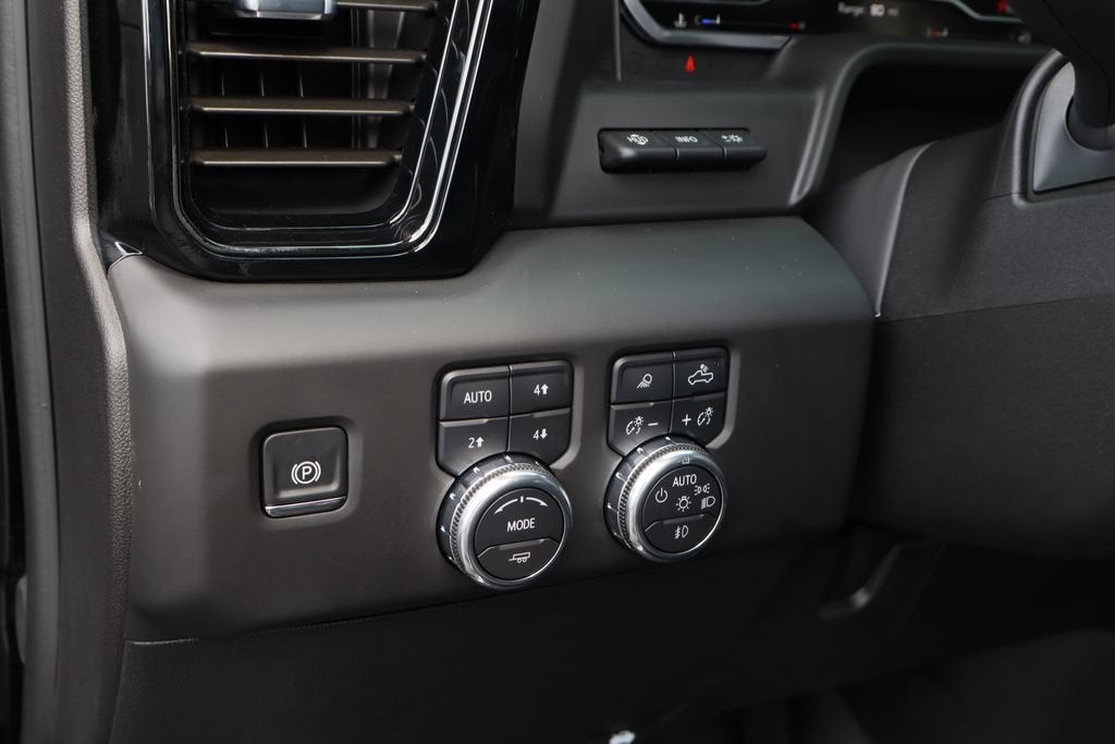 2025 GMC Sierra 2500 HD AT4X