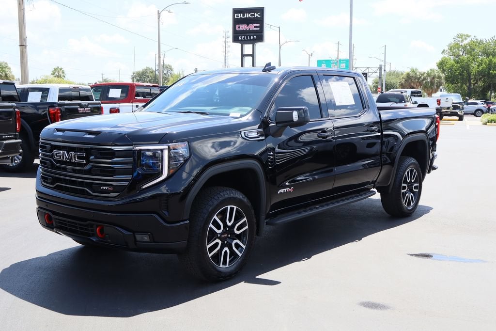2025 GMC Sierra 1500 AT4