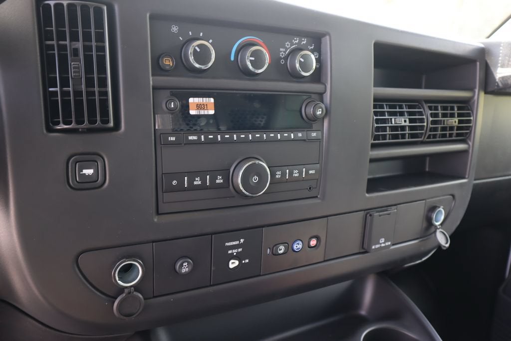 2025 GMC Savana Cargo Work Van