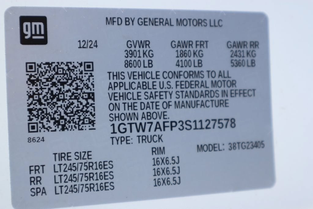 2025 GMC Savana Cargo Work Van